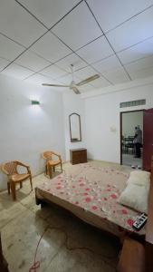 Katil atau katil-katil dalam bilik di SINHARAJA GUEST INN Rakwana +3 gambar