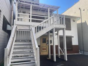 Το κτήριο όπου στεγάζεται  ο ξενώνας