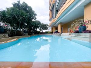 Bazén v ubytování Prime Chidlom 50sqm l Large Kitchen l Walk to BTS l Wifi nebo v jeho okolí