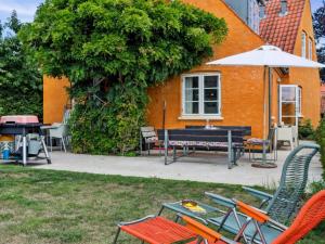 Zahrada ubytování Holiday Home Adelita - 300m from the sea by Interhome