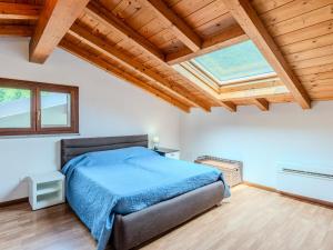 Ένα ή περισσότερα κρεβάτια σε δωμάτιο στο Apartment Borgo Castello-4 by Interhome