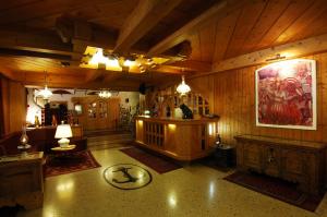 Lobbyen eller receptionen på Hotel Ancora