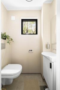 Koupelna v ubytování Luna Studio - 7 minutes from Oslo Airport!