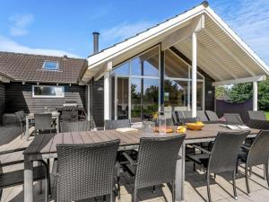 Budova, kde se prázdninový dům nachází