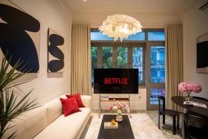 Gallery image of Hanoi Trainstreet Hoan Kiem- Calm Homestay in Hanoi