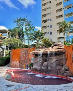 Swimmingpoolen hos eller tæt på Golden Dolphin Grand Hotel