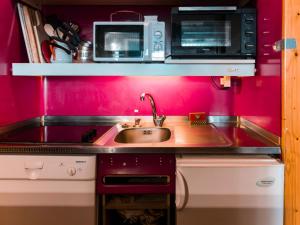 Φωτογραφία από το άλμπουμ του Résidence Nova - Appartement 2 pièces 6 personnes proche des pistes, des commerces, de la garderie et de l'ESF au centre de la station d’Arc 1800 MAE-2691 σε Arc 1800