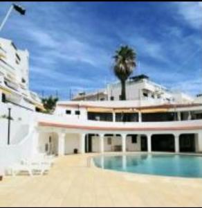 Πισίνα στο ή κοντά στο Ocean view Cerro Branco with pool