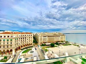 A general sea view or a sea view taken from Az apartmant