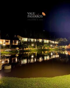 Θέα στο ποτάμι κοντά σε αυτό το ξενοδοχείο διαμερισμάτων