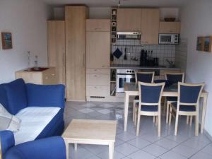 Kuchyň nebo kuchyňský kout v ubytování Holiday apartment with 2 bedrooms