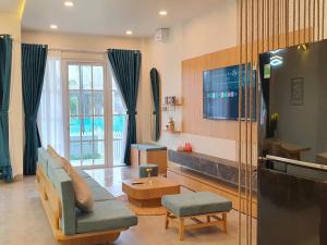 Televisyen dan/atau pusat hiburan di Solaria Villa