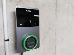 a smart phone is attached to a wall at Mercure Le Mans Centre in Le Mans