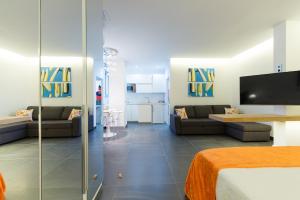 TV/Unterhaltungsangebot in der Unterkunft Suites Garden Loft Miro
