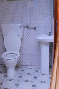 O baie la Hoima Heritage Inn