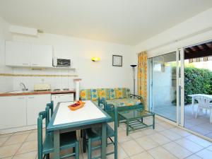 Gallery image of Holiday Home Hacienda Beach II.3 in Cap d'Agde