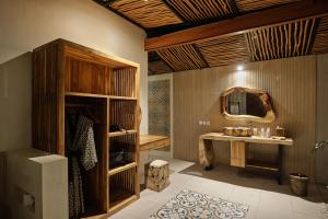 Ένα μπάνιο στο Changi Jungle Ubud Villas +106 φωτογραφίες