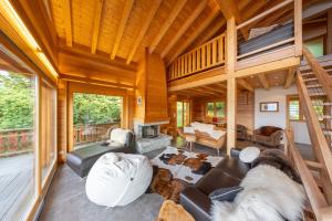 Χώρος καθιστικού στο Chalet Nendaz - moderne et paisible