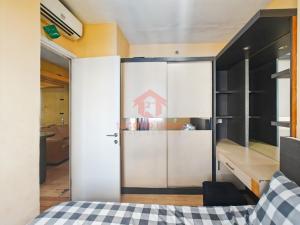 Ένα ή περισσότερα κρεβάτια σε δωμάτιο στο Cozy 2BR Pramuka APT pool&Wi-Fi +14 φωτογραφίες
