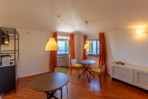 Posezení v ubytování Cava Ardè Rooms + 16 fotografií