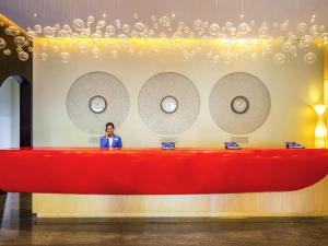 ibis Mall Avenue Dubai