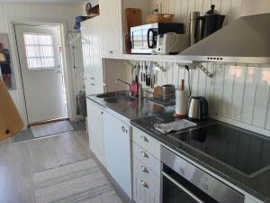 Foto de la galería de BOH668-Kloevedal-Bjoerholmen-81 en Björholmen 27 fotos más