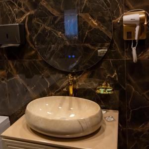 Gallery image of Piano Suites Baku in Baku