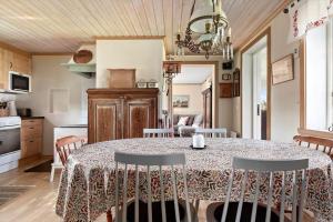 ÄlmhultにあるKRO716-Lammhult-Slaetthoegs-Malen-2のギャラリーの写真