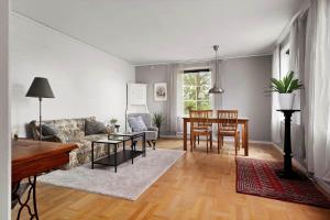 Galería fotográfica de OGO781-Mjoelby-Norrby-Naesloesegard-1 en Mjölby