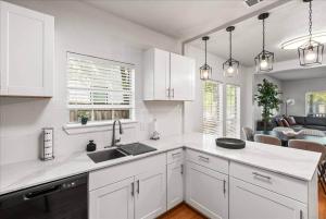 Billede fra billedgalleriet på Dallas Haven - Grill, Game Room, Outdoor Fun i Dallas