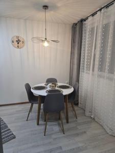 Φωτογραφία από το άλμπουμ του Peshtera Cozy Apartment σε Peshtera