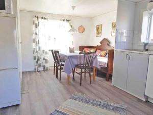 Fotografie z fotogalerie ubytování KRO732-Urshult-Berg-Faekten v destinaci Urshult