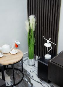 Напитки в Furnished apartment, bedroom, living room