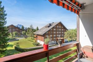 Budova, kde se apartmán nachází + 17 fotografií