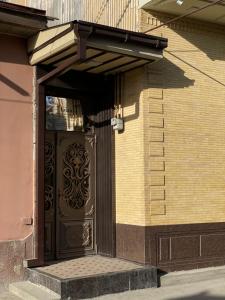 Η πρόσοψη ή η είσοδος του Guest house Aziza