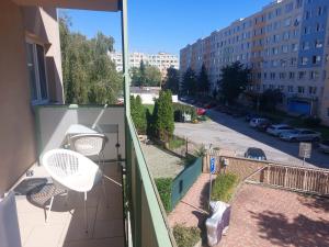 Ban công/sân hiên tại Apartment next to new hospital