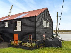 Φωτογραφία από το άλμπουμ του Sail Loft-Uk45571 σε Maldon