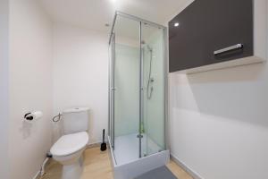Ένα μπάνιο στο Le Repos Doullenais - Studio pour 2 personnes