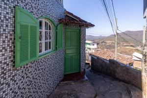 En generel udsigt til bjerge eller udsigt til bjerge taget fra lejligheden