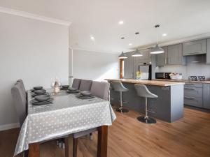 Gallery image of Fircroft in Glencarse
