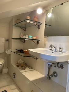 Koupelna v ubytování Casa Marcella + 28 fotografií