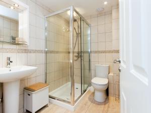 Phòng tắm tại Tappers Quay Apt 2