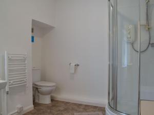 Koupelna v ubytování Riverside Cottage + 6 fotografií