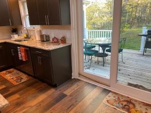 Gallery image of 4BR Retreat with Hot Tub and Resort Style Amenities in Tobyhanna