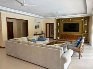 Μια τηλεόραση ή/και κέντρο ψυχαγωγίας στο Mimunda Villa