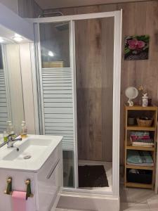 Ένα μπάνιο στο A 400m de la plage