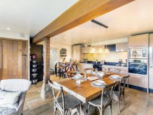 Kuchyň nebo kuchyňský kout v ubytování Hillcrest Cottage + 13 fotografií