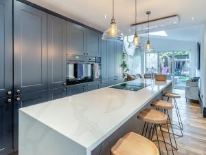 Köök või kööginurk majutusasutuses The Trinitys