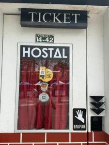 a display window of a hospital with a mannequin at Nómada22 -Hostal moderno en el centro de Neiva in Neiva