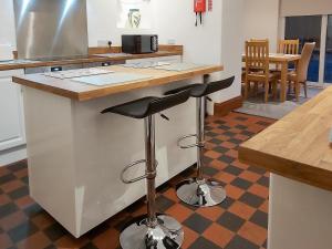 Gambar di galeri bagi Newstead di Windermere +30 gambar
